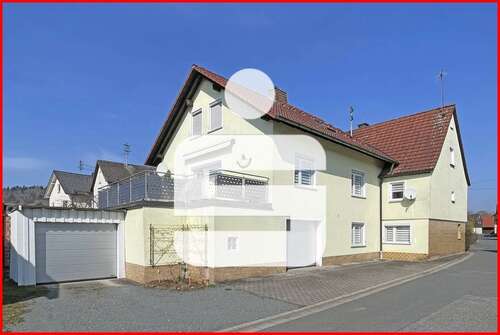 Foto - Haus zum Kaufen in Stockheim 286.500,00 € 300 m²