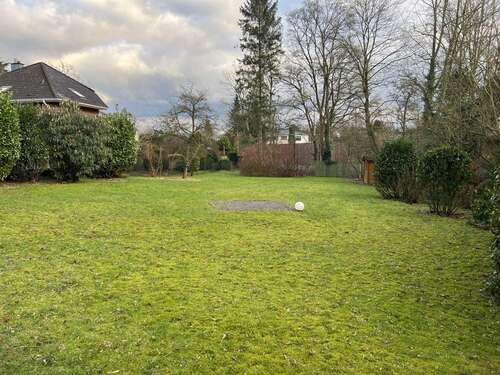 Foto - Grundstück zu verkaufen in Hamburg - Sasel 2.400.000,00 € 2117 m²