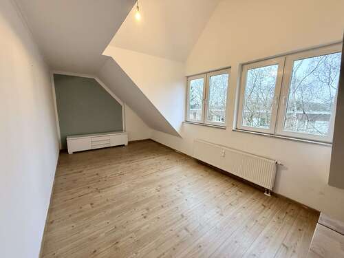Foto - Wohnung zum Mieten in Oberhausen 715,00 € 75 m²