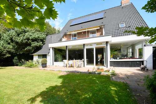 Foto - Haus zum Kaufen in Lübeck 680.000,00 € 184 m²