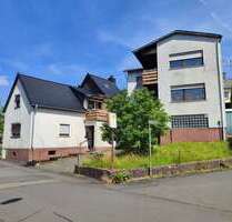 Haus zum Kaufen in Ehringshausen 178.000,00 € 184 m²