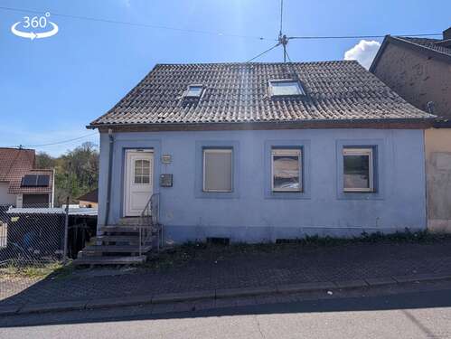 Foto - Haus zum Kaufen in Schiffweiler 156.000,00 € 102.64 m²