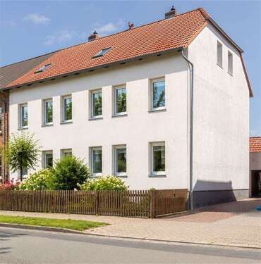 Foto - Haus zum Kaufen in Wolsdorf , Kreis Helmstedt 129.000,00 € 154 m²