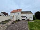 Haus zum Kaufen in Leuna 239.900,00 € 99 m²