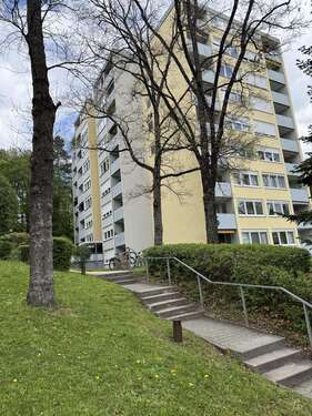 Foto - Wohnung zum Kaufen in Tübingen - Schönblick Waldhäuser 199.000,00 € 49.43 m²