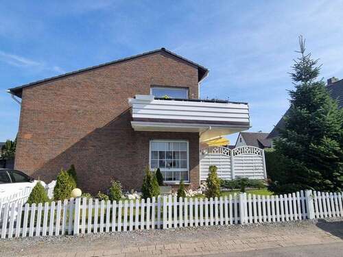 Foto - Haus zum Kaufen in Porta Westfalica 485.000,00 € 270 m²