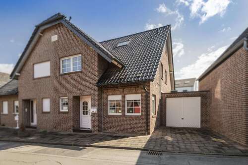 Foto - Haus zum Kaufen in Korschenbroich 489.000,00 € 140 m²