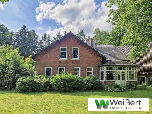 Foto - Haus zum Kaufen in Brokstedt 499.000,00 € 367 m²