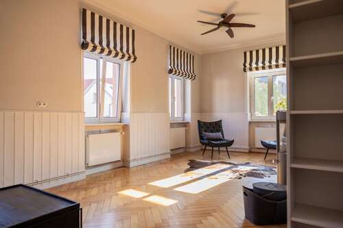 Foto - Haus zum Kaufen in Frankfurt am Main Niederursel 1.107.000,00 € 149 m²