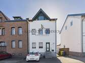 Haus zum Kaufen in Eschweiler 330.000,00 € 218 m²