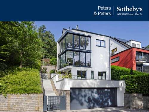 Foto - Haus zum Kaufen in Wiesbaden 2.450.000,00 € 237 m²