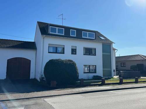 Foto - Wohnung zum Kaufen in Korschenbroich 210.000,00 € 105.89 m²