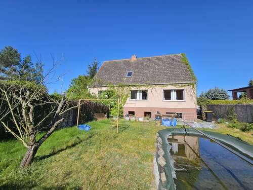 Foto - Haus zum Kaufen in Tangerhütte 89.000,00 € 160 m²