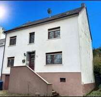 Haus zum Kaufen in Wadgassen Hostenbach 228.000,00 € 230 m² - Wadgassen / Hostenbach