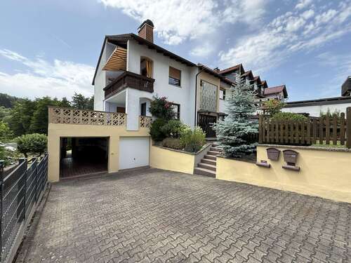 Foto - Haus zum Kaufen in Eppstein- Ehlhalten 485.000,00 € 231.11 m²