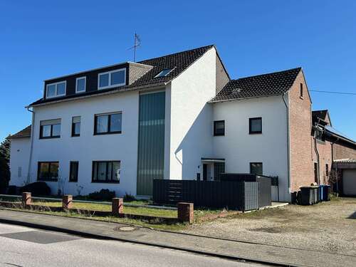 Foto - Wohnung zum Kaufen in Korschenbroich 155.000,00 € 81.53 m²