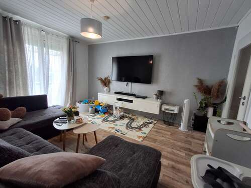 Foto - Wohnung zum Kaufen in Weißenfels 59.000,00 € 65 m²
