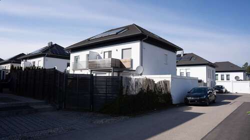 Foto - Haus zum Kaufen in Langweid am Lech 629.000,00 € 128 m²