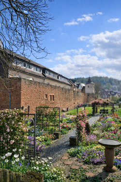 Foto - Haus zum Kaufen in Büdingen 1.399.500,00 € 414 m²
