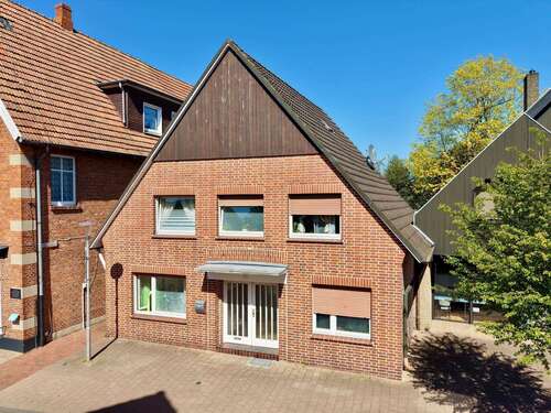 Foto - Haus zum Kaufen in Neuenhaus 189.000,00 € 144.54 m²