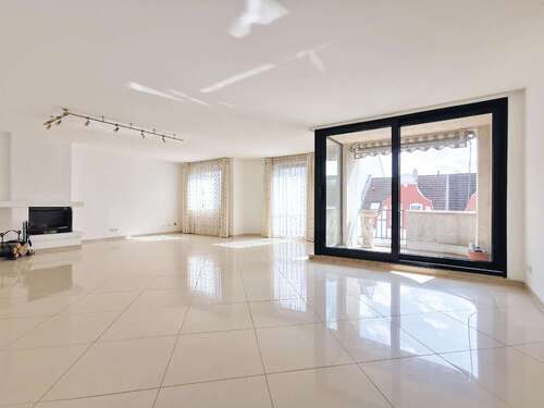Foto - Wohnung zum Mieten in Düsseldorf Benrath 1.985,00 € 128 m²