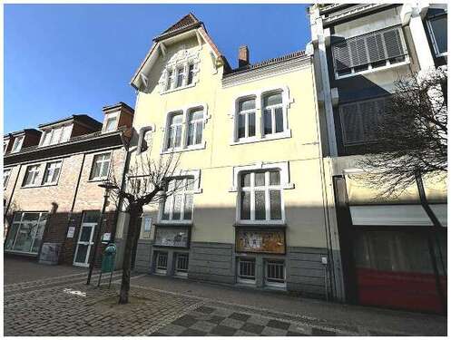 Foto - Haus zum Kaufen in Stade 659.000,00 € 242.9 m²