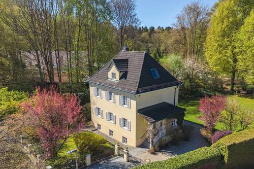 Foto - Haus zum Kaufen in München 5.980.000,00 € 226 m²