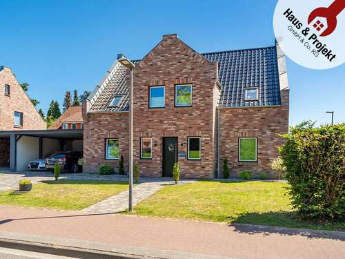 Foto - Haus zum Kaufen in Aurich Egels 525.000,00 € 189 m²