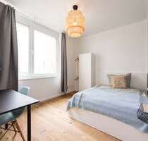 WG-Zimmer in Berlin 680,00 € 11 m²