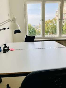Foto - Büro in Berlin 220,00 € 4 m² - 220,00&nbsp;EUR Kaltmiete, ca.&nbsp; 4,00&nbsp;m&sup2;