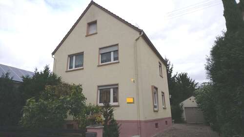 Foto - Haus zum Kaufen in Lingenfeld 469.000,00 € 230 m²