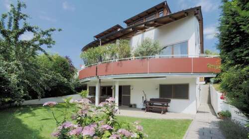 Foto - Haus zum Kaufen in Weinstadt 1.879.000,00 € 354.15 m²