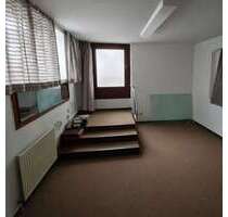 Halle in Stuttgart 380,00 € - 380,00&nbsp;EUR Kaltmiete, in Stuttgart (PLZ: 70327)