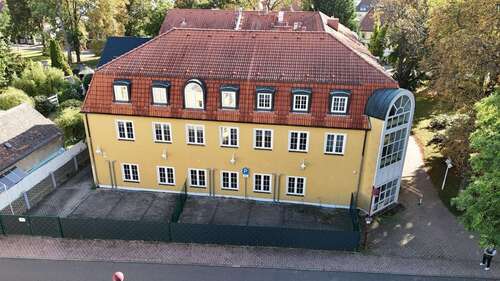 Foto - Haus zum Kaufen in Markranstädt 2.800.000,00 € 1843 m²