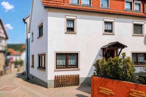 Foto - Haus zum Kaufen in Bad Orb 265.000,00 € 156.3 m²