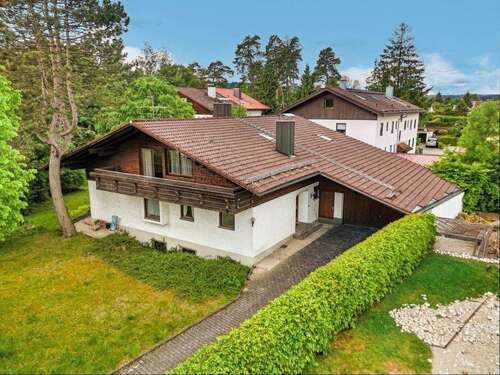 Foto - Haus zum Kaufen in Bruckmühl 955.000,00 € 200 m²