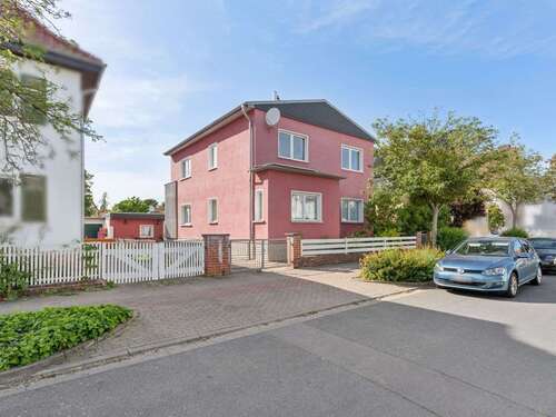 Foto - Haus zum Kaufen in Magdeburg 550.000,00 € 235 m²