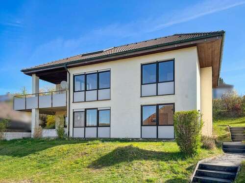 Foto - Haus zum Kaufen in Himmelkron 288.000,00 € 171.89 m²