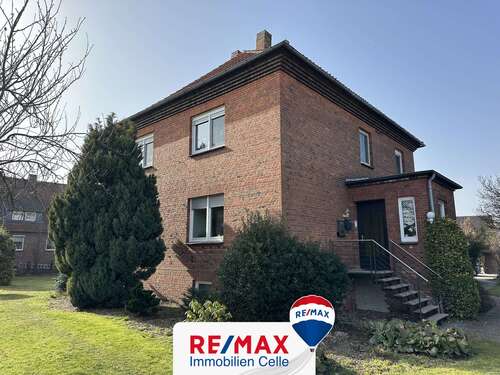 Foto - Haus zum Kaufen in Bröckel 365.000,00 € 220 m²