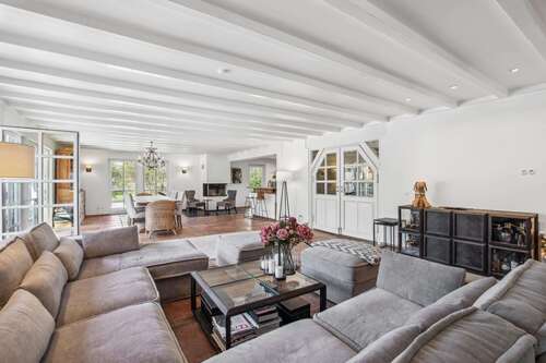 Foto - Haus zum Kaufen in Grevenbroich 1.749.000,00 € 300 m²