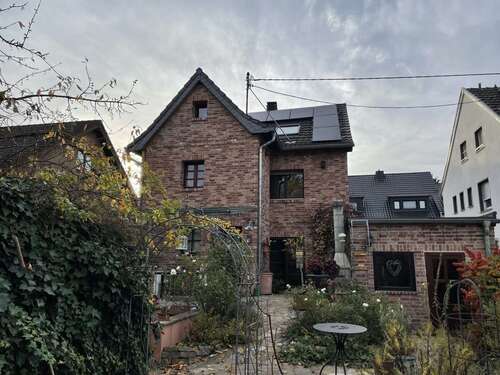 Foto - Haus zum Kaufen in Troisdorf 629.000,00 € 140 m²