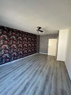 Foto - Wohnung zum Mieten in Duisburg Meiderich 670,00 € 110 m²