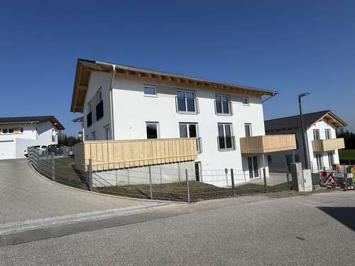 Foto - Haus zum Mieten in Schechen 2.400,00 € 172 m²