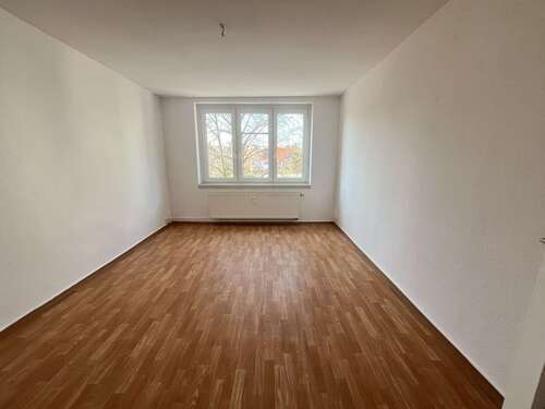 Foto - Wohnung zum Mieten in Hainichen 141,00 € 24 m²