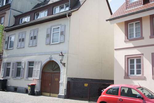 Foto - Haus zum Kaufen in Karlsruhe 795.000,00 € 295 m²
