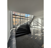 Büro in Hannover 4.745,00 € 365 m²