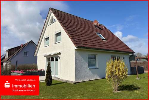 Foto - Haus zum Kaufen in Dassow 319.000,00 € 107 m²