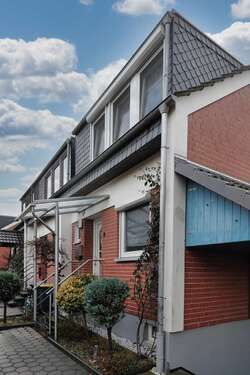 Foto - Haus zum Kaufen in Hambühren 239.000,00 € 100 m²