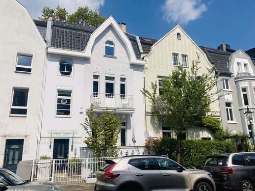 Foto - Haus zum Kaufen in Düsseldorf 2.498.000,00 € 228 m²