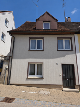 Foto - Haus zum Kaufen in Heidenheim 89.000,00 € 104 m²